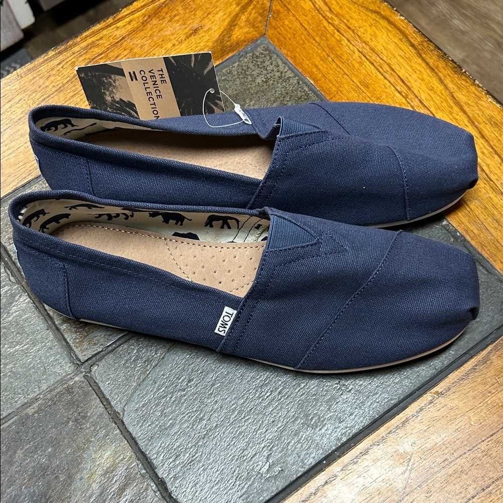 TOMS Men's Dark Blue Canvas Loafers
